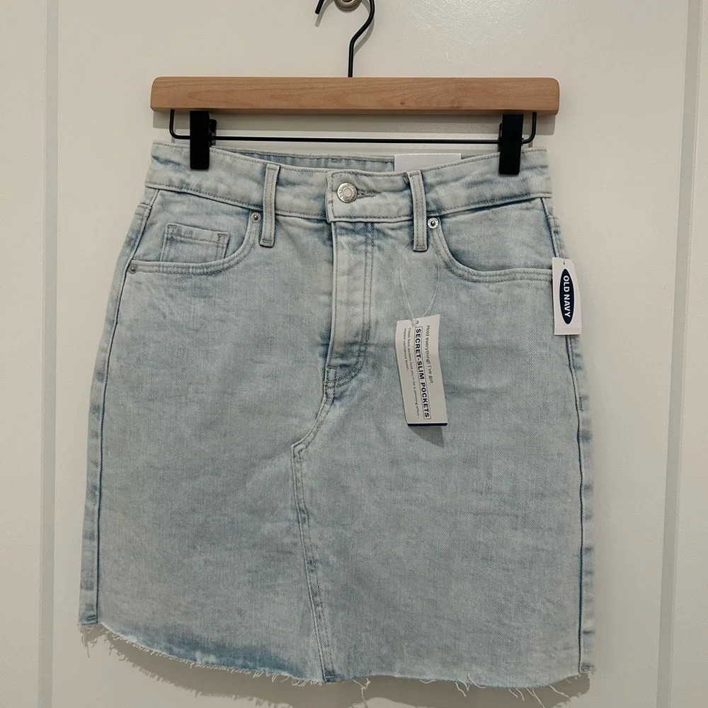 Washed out Old Navy Jean Skirt - Picture 1 of 5